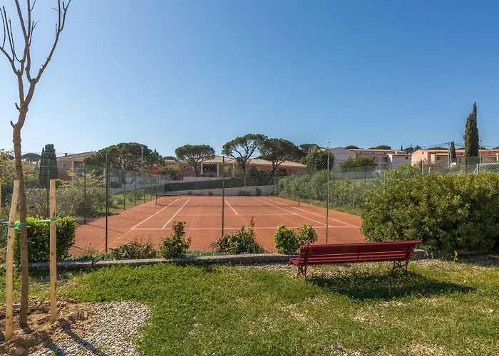 Lejlighed Les Coteaux Du Preconil-4 By Interhome
