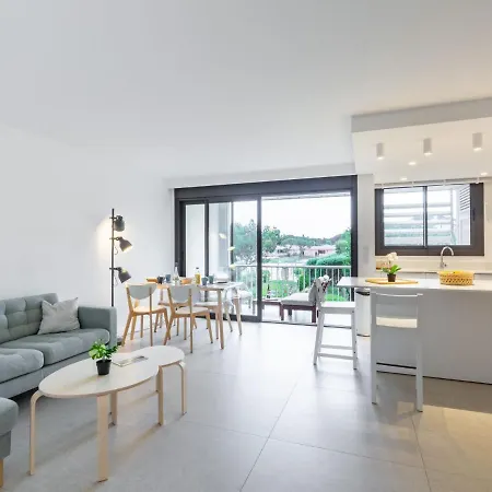 アパート Les Coteaux Du Preconil-4 By Interhome *