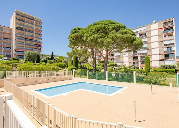 Les Coteaux Du Preconil-4 By Interhome Appartement